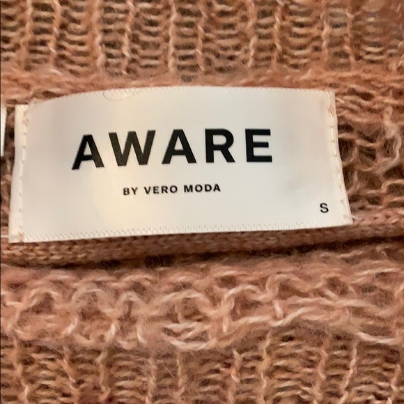 Sweater - Picture 2 of 4